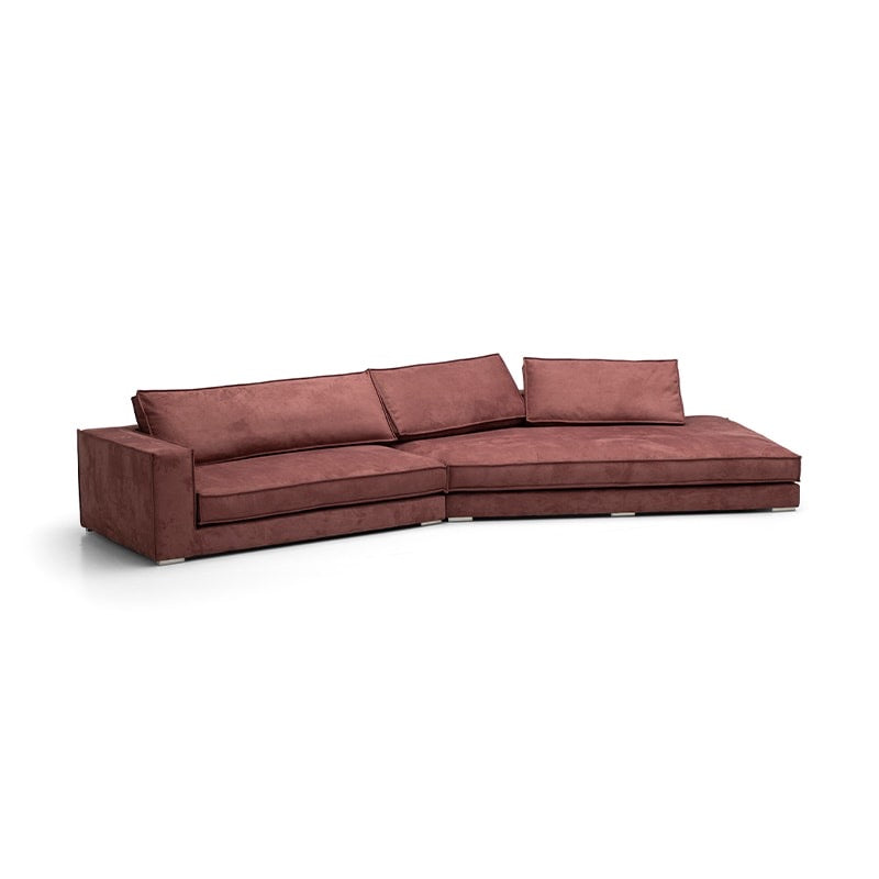 Budapest Sofa, the proud work of a major Italian brand, enduring for a long time