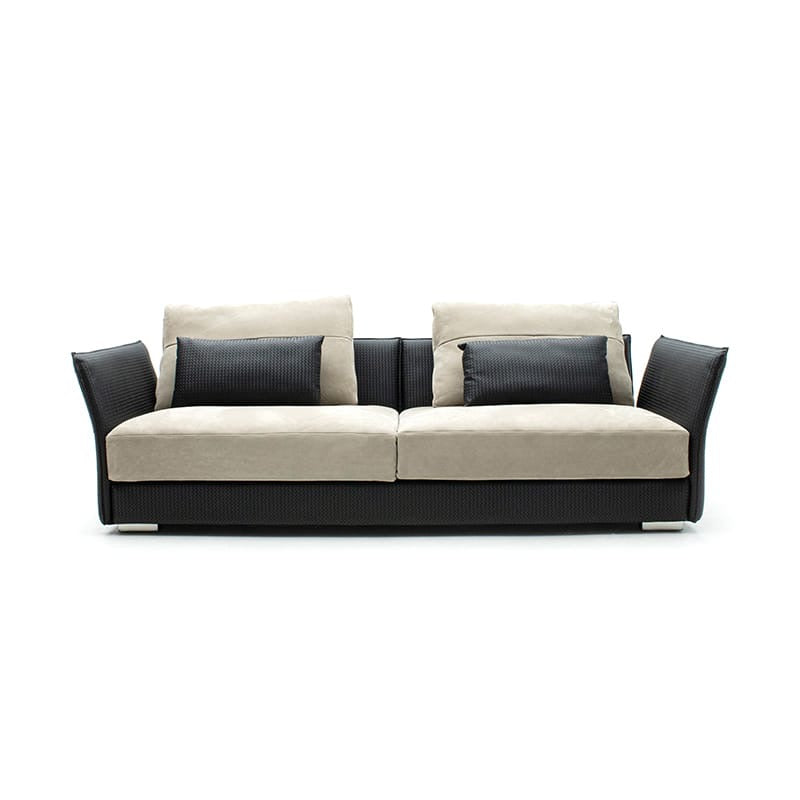 Rattan Sofa, the perfect combination of craft and material