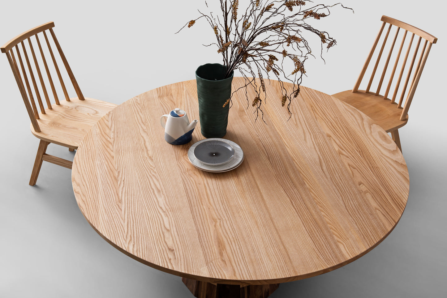 【Video】Solid wood circular dining table