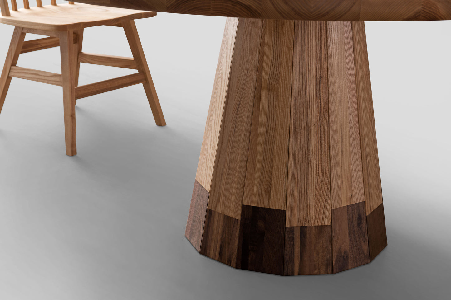 【Video】Solid wood circular dining table