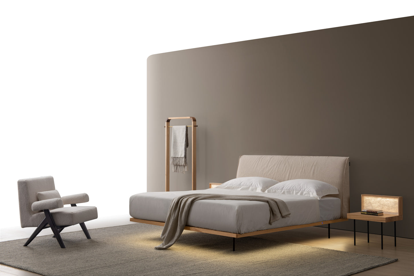 【Video】A minimalist suspended bed