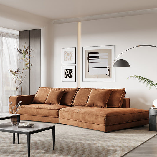 Budapest Sofa, the proud work of a major Italian brand, enduring for a long time