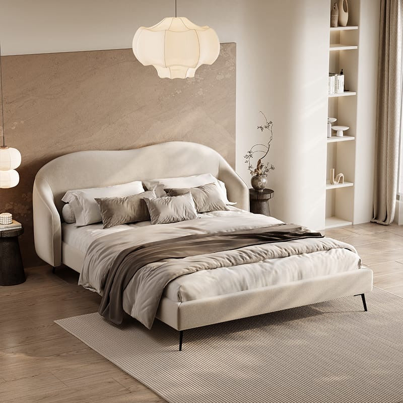 A warm soft bed suitable for cream style