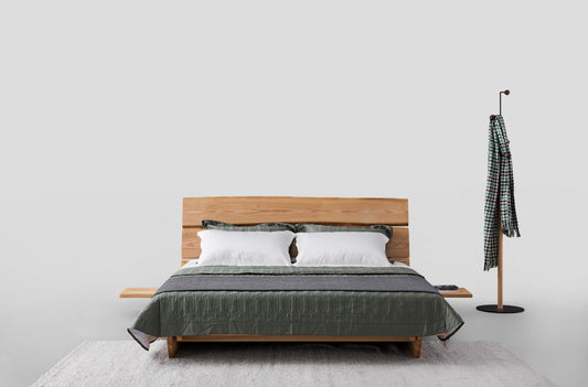 【Video】A bed made of pure solid wood
